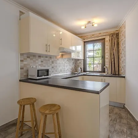 Estudio Reformado Parque Santiago 1 *