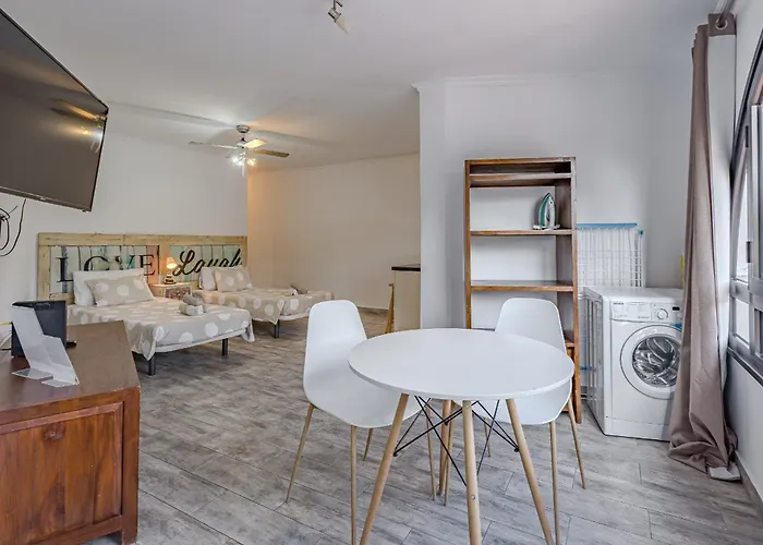 Estudio Reformado Parque Santiago 1 بلايا ذي لاس أميريكاس